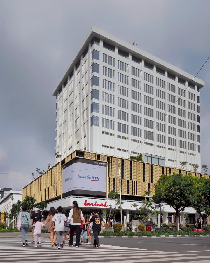 Yellow Bee Tanah Abang Джакарта Экстерьер фото